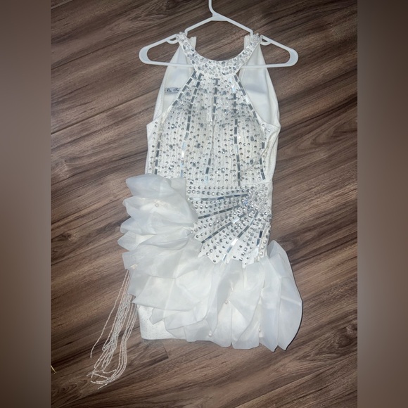 sequin white mini cocktail dress - Picture 2 of 9